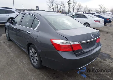 2015 Honda Accord Lx z USA, uszkodzony, nr VIN 1HGCR2F3XFA051073